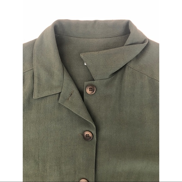 Vintage Button Up Blouse with Dart Detail - Picture 3 of 16